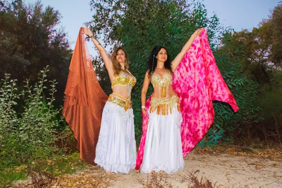 Carmen Amal Danza Oriental