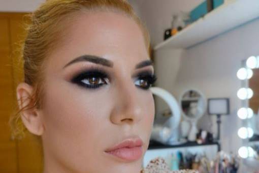 Nika Navarro Makeup