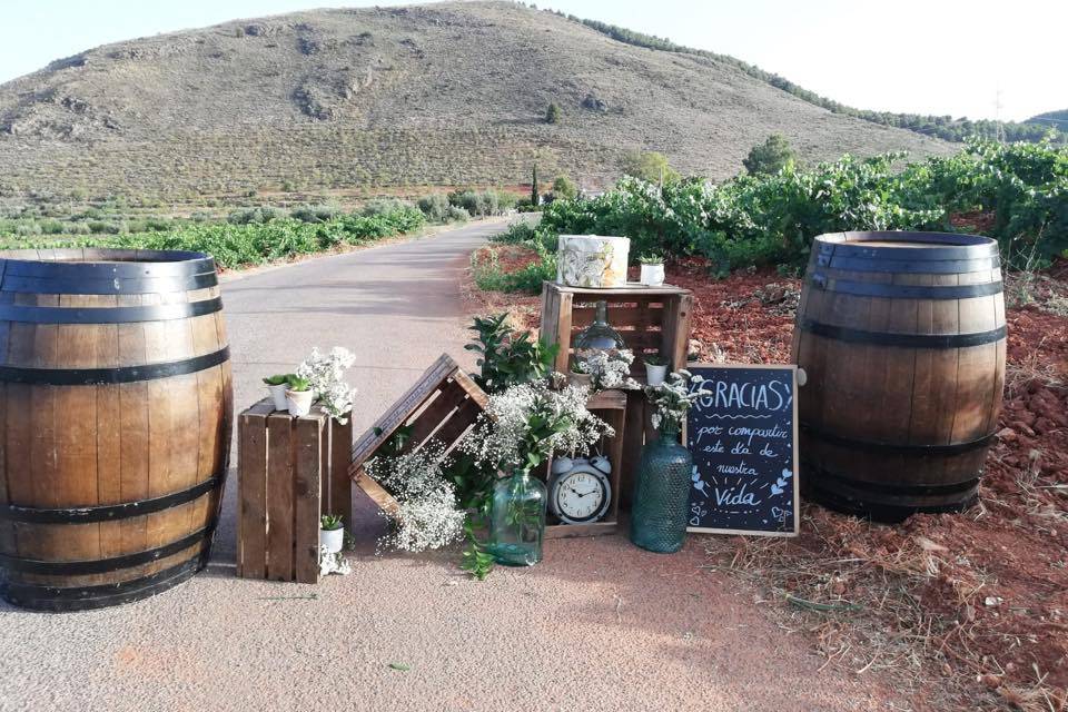 Decoración entrada a la finca