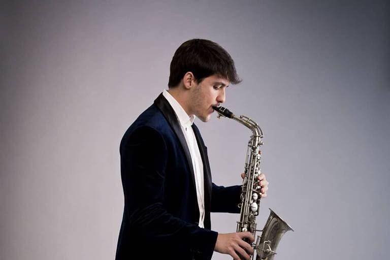 Guillermo Fernández - Saxofonista