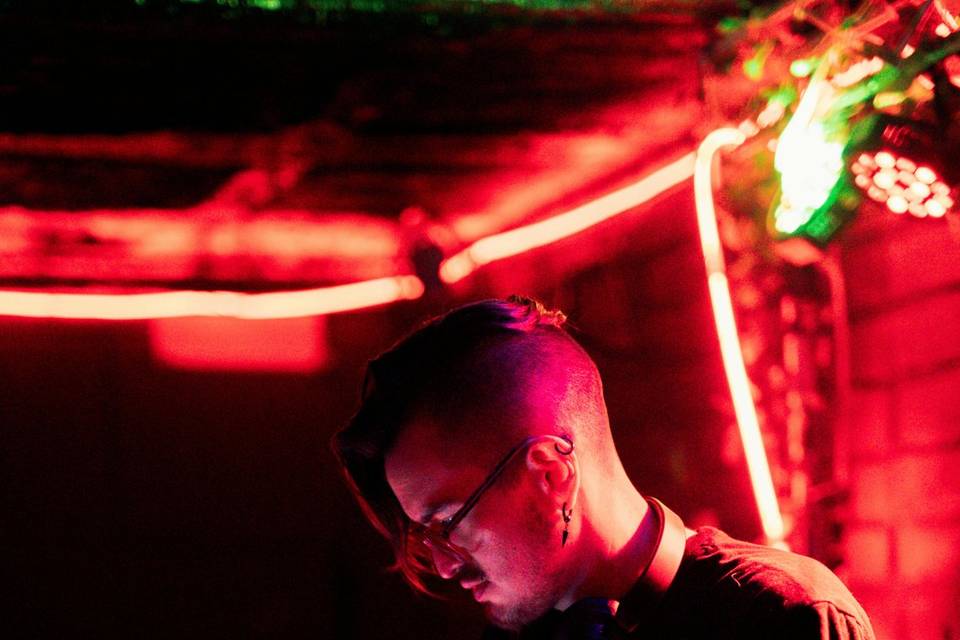 Dj set.