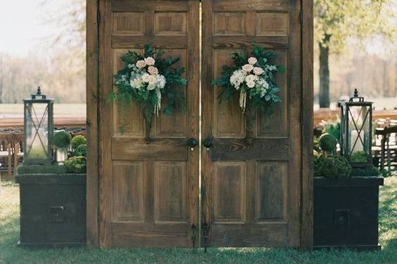 Puertas de entrada a ceremonia