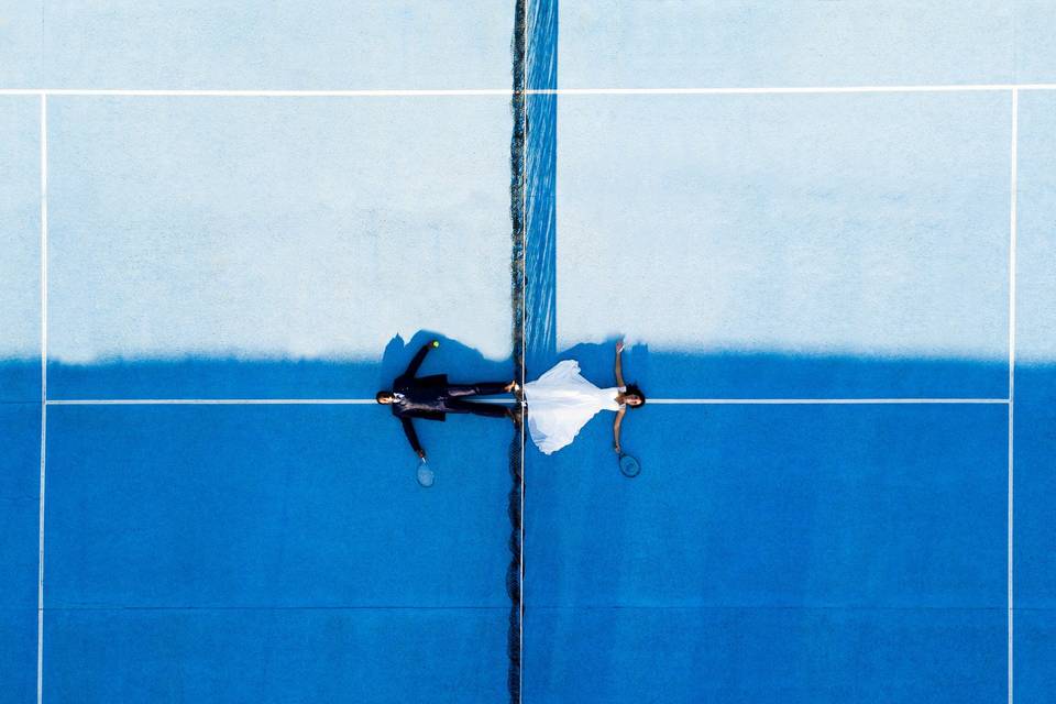 Postboda pista de tennis