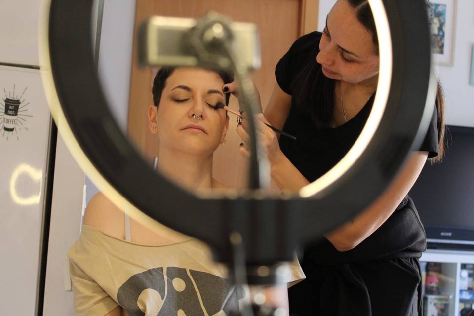 Lara makeup