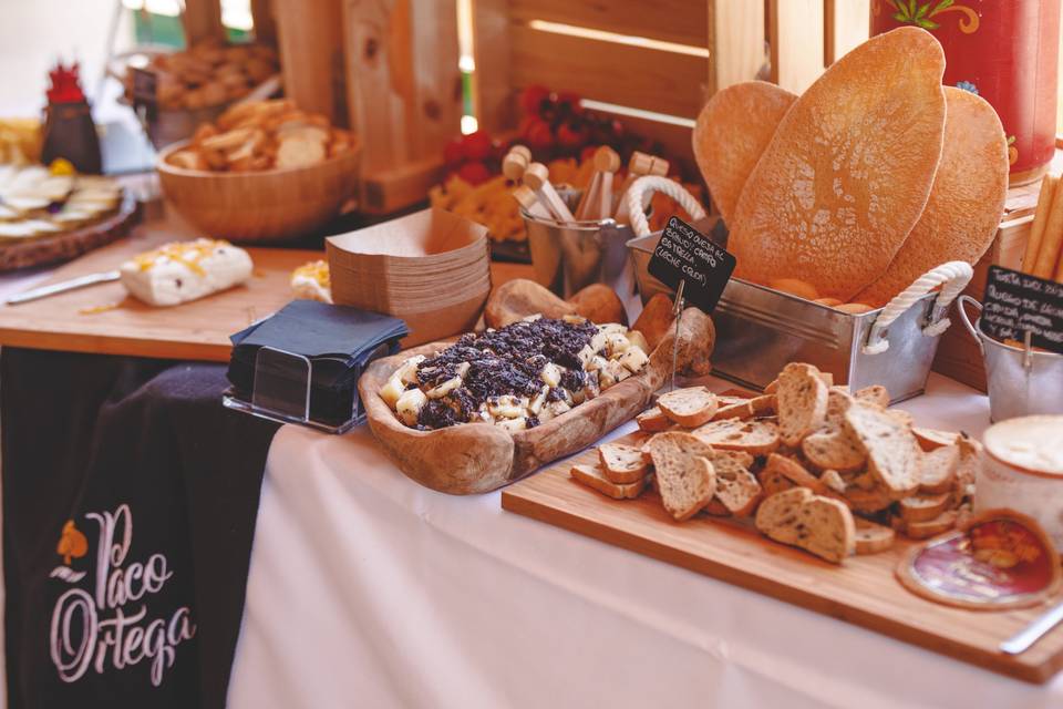 Mesa de aperitivos