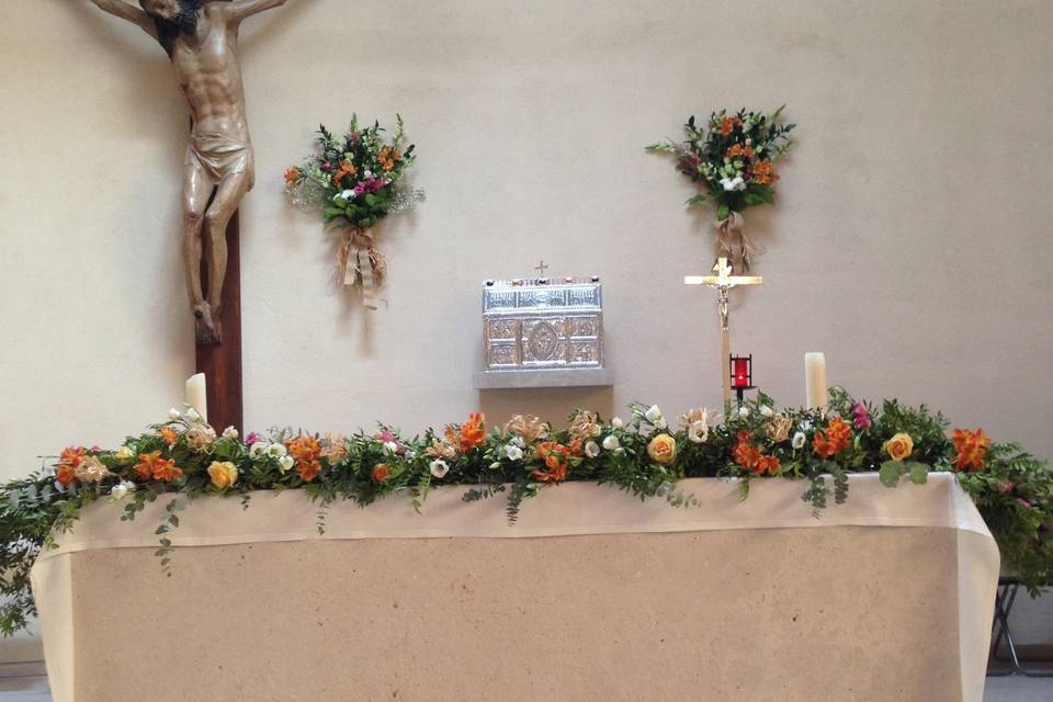 Guirnalda en altar