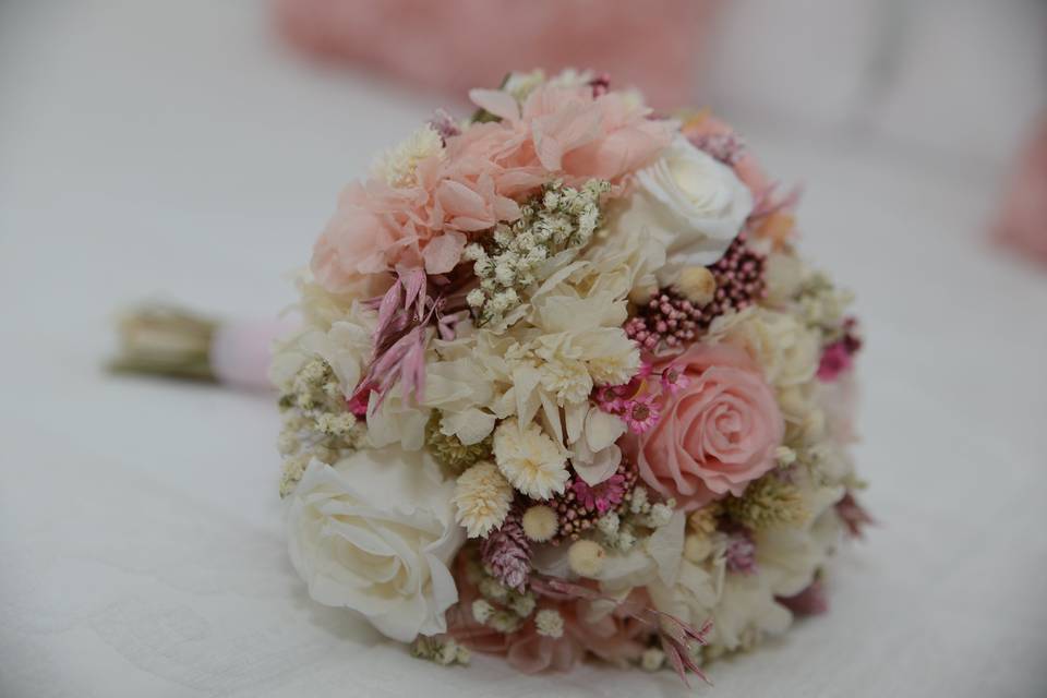 Ramo rosas