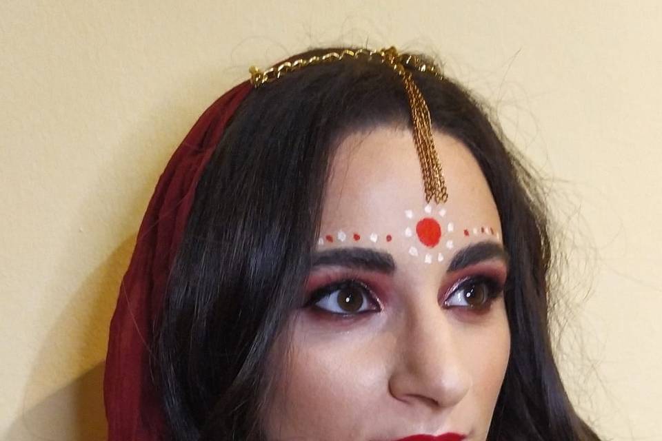 Maquillaje para novia bengalí
