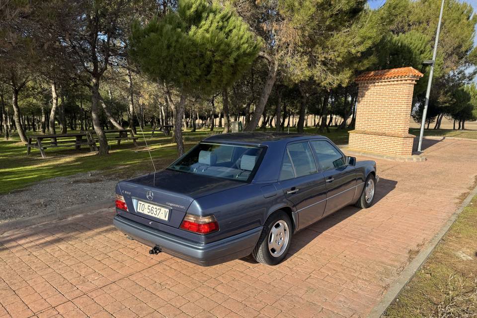 JM Choofers Mercedes E