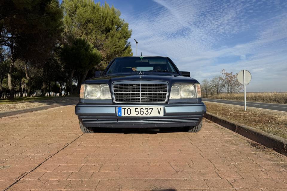 JM Choofers Mercedes E