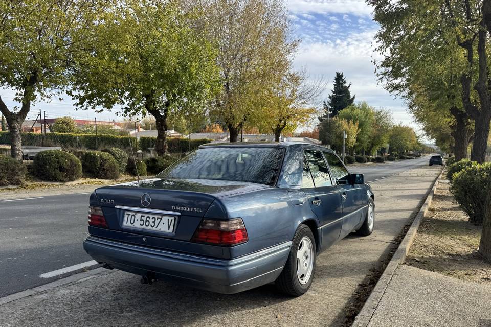 JM Choofers Mercedes E