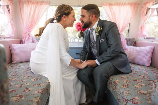 Novios en el interior
