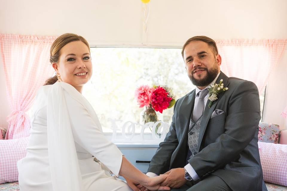 Novios en el interior