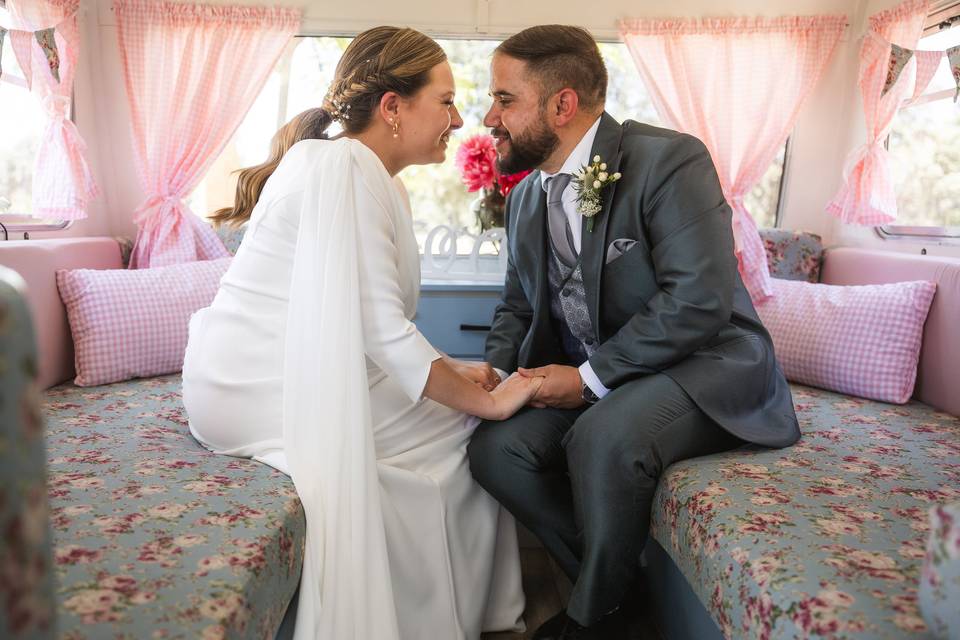 Novios en el interior