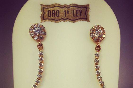 Pendientes de oro con perlas