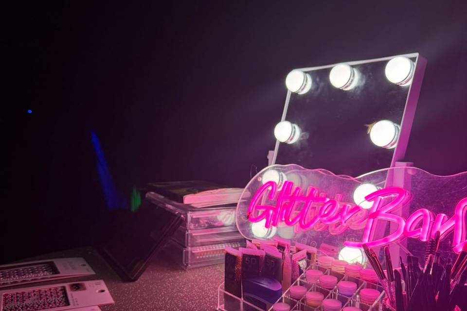 Glitter bar