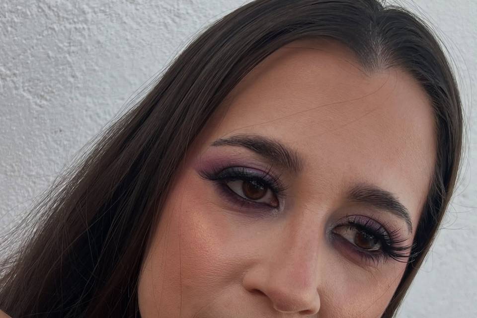 Ana Makeup