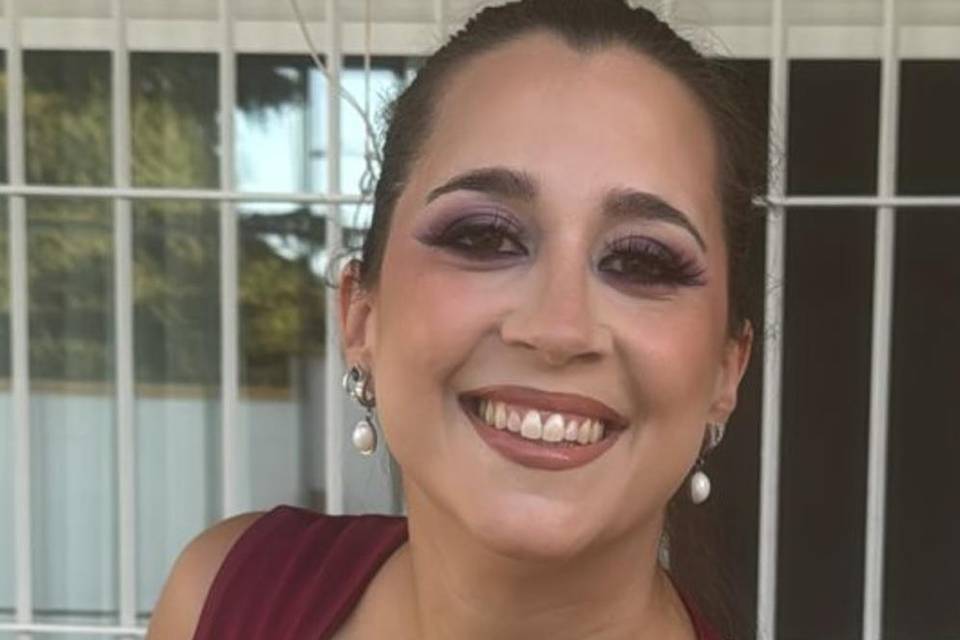 Ana Makeup