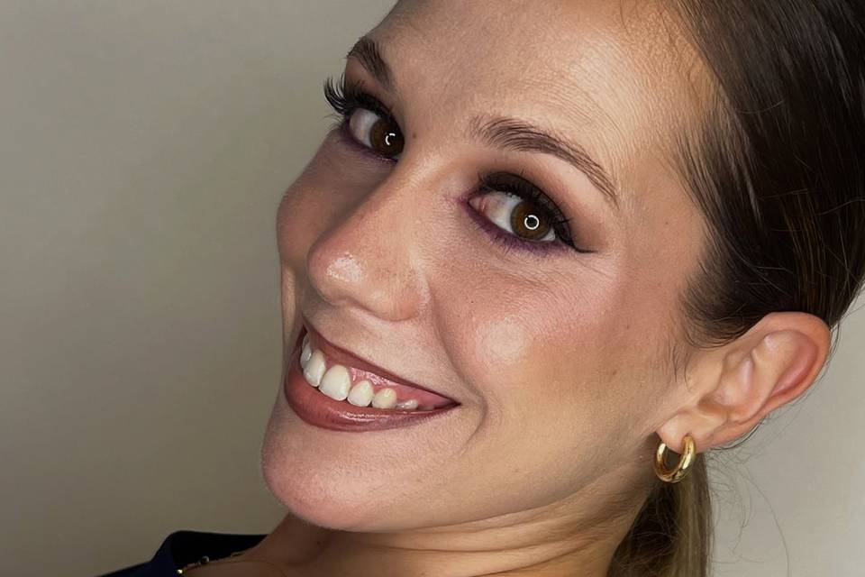 Ana Makeup
