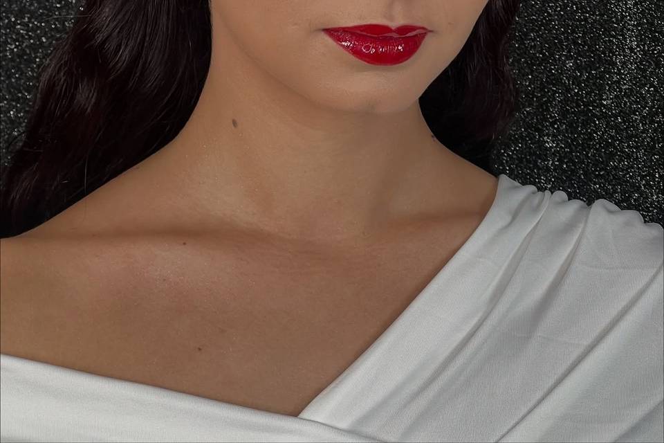 Ana Makeup