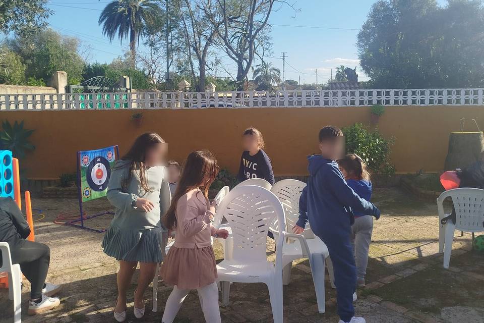 Juego de las Sillas.