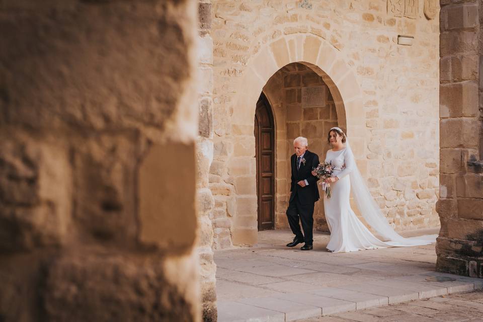 Entrada de la novia en iglesia