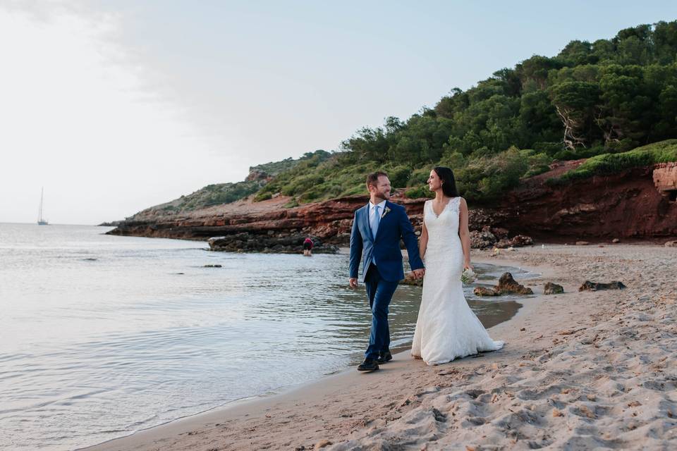 Novios en la playa