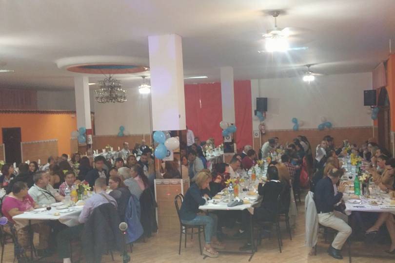 Invitados en el banquete