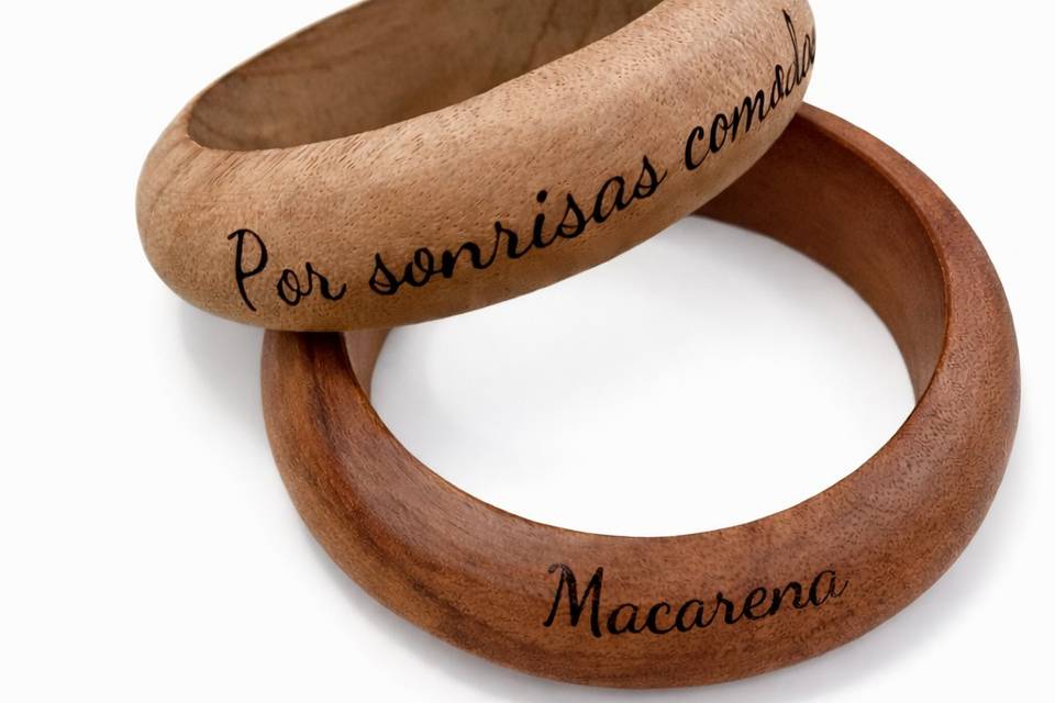 Pulseras madera grabadas