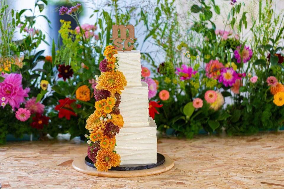 Dripcake floral con detalles