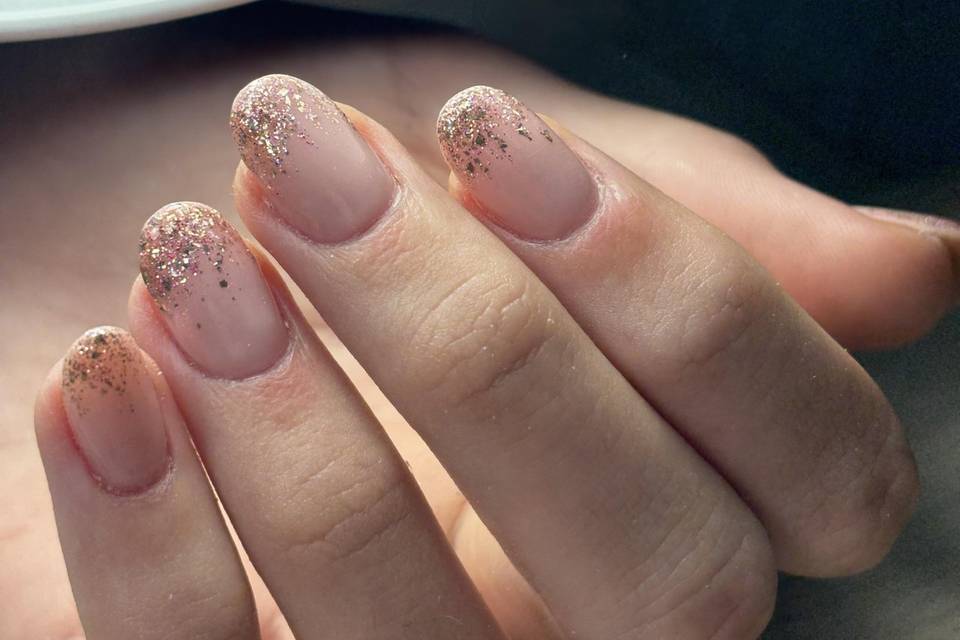 Uñas acrílicas