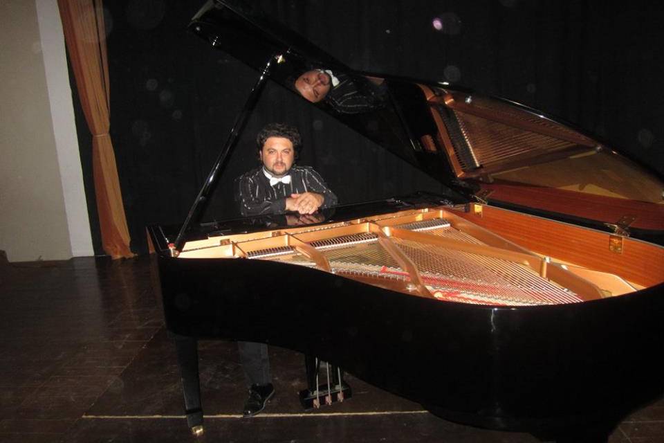 Piano de cola en concierto