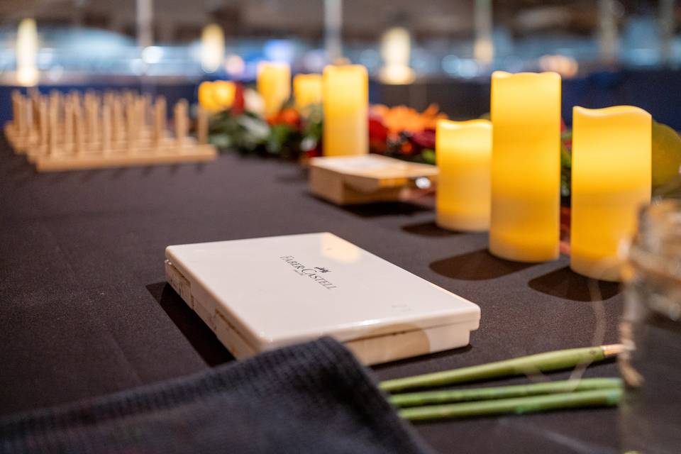 mesa con velas