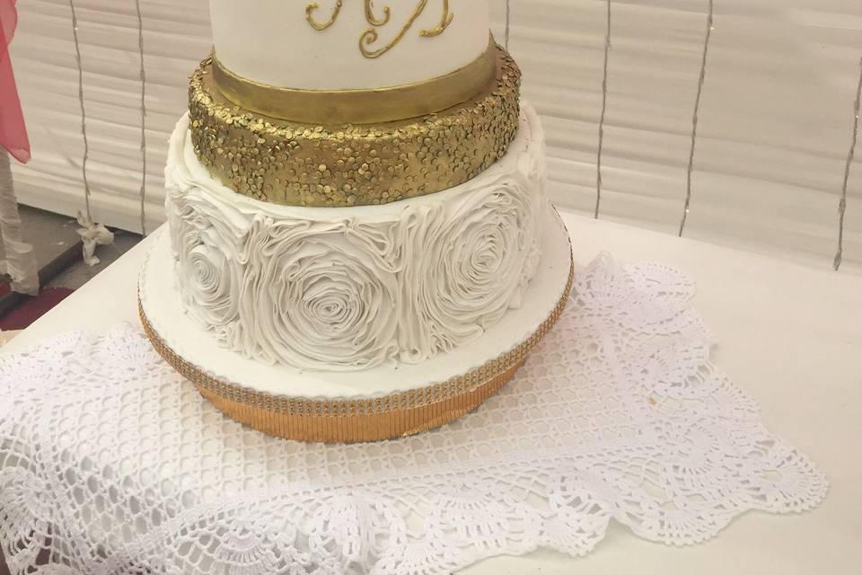 Tarta de oro de fondant