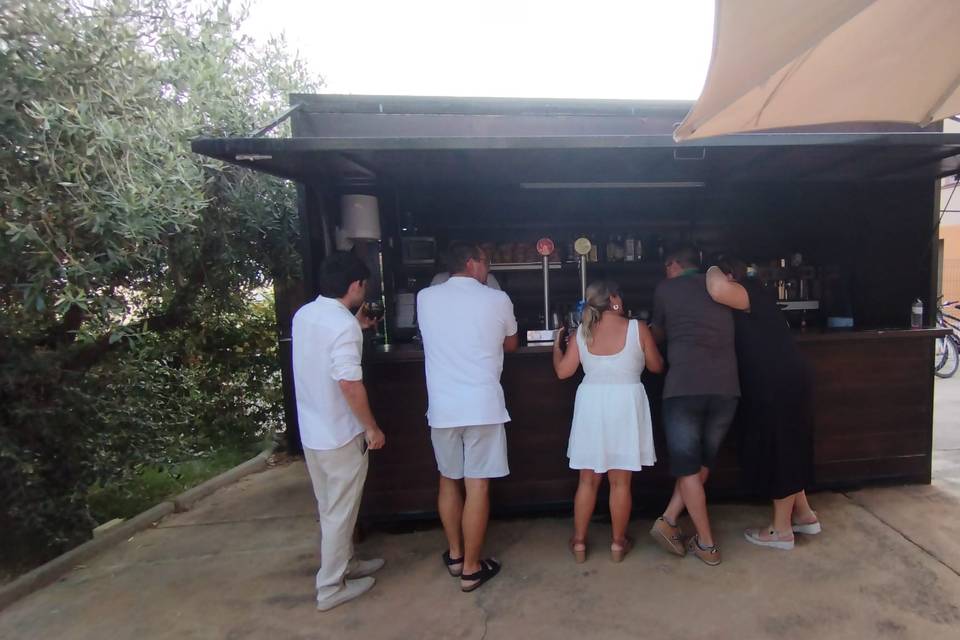 2da. Barra en el jardín