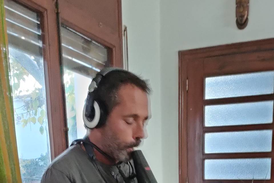 Tocando en un cumpleaños