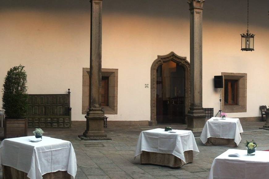 Aperitivo Claustro