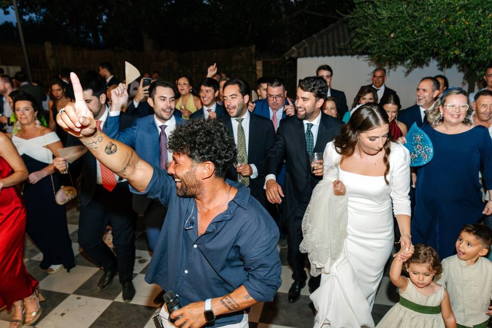 Bailes