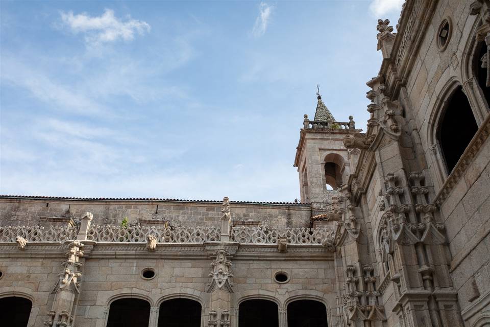 Claustro Bispos