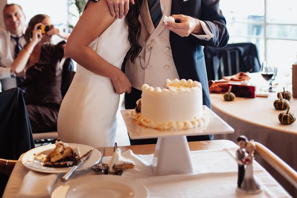 Beso corte de tarta