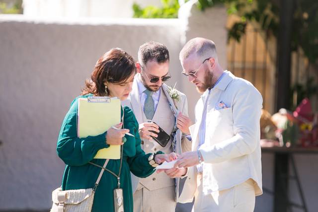 Wedding planner in action