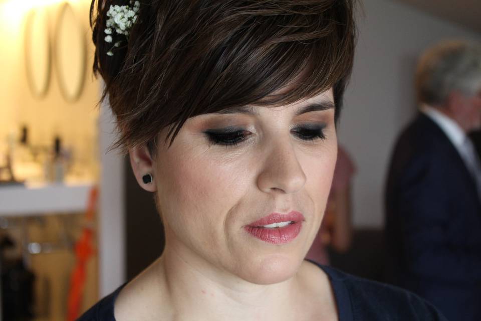 Maquillaje y peluquería