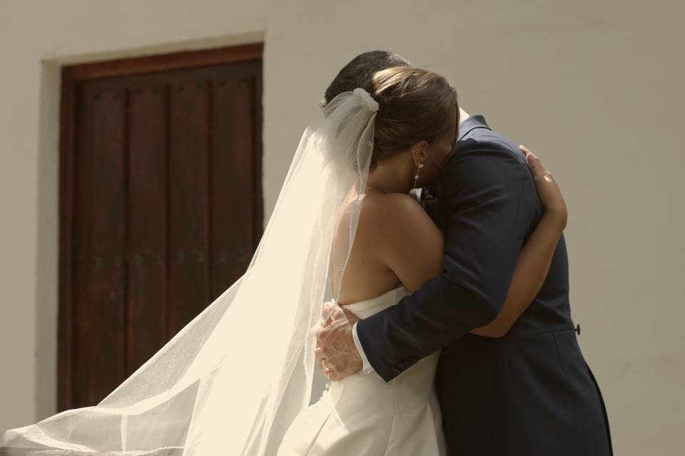Fotograma Vídeo Clara & Levan