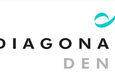 Logo Diagonal Clinic Dental