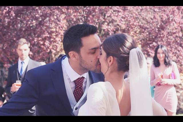 Llegada de los novios al banquete