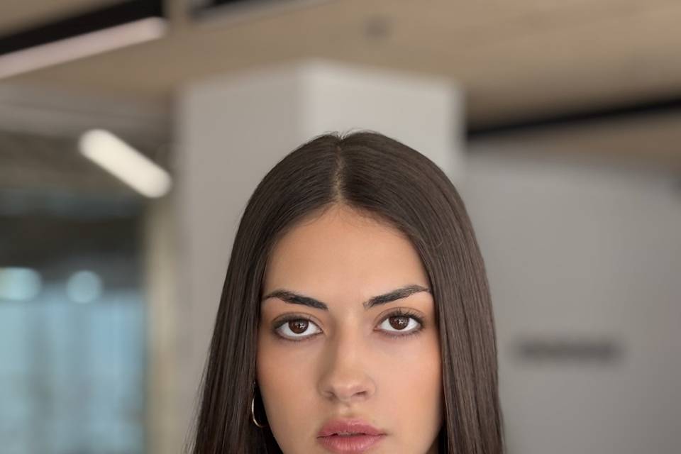 Planchado + maquillaje