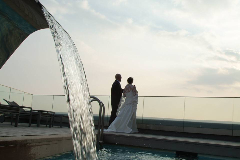 Novios en terraza 10ª