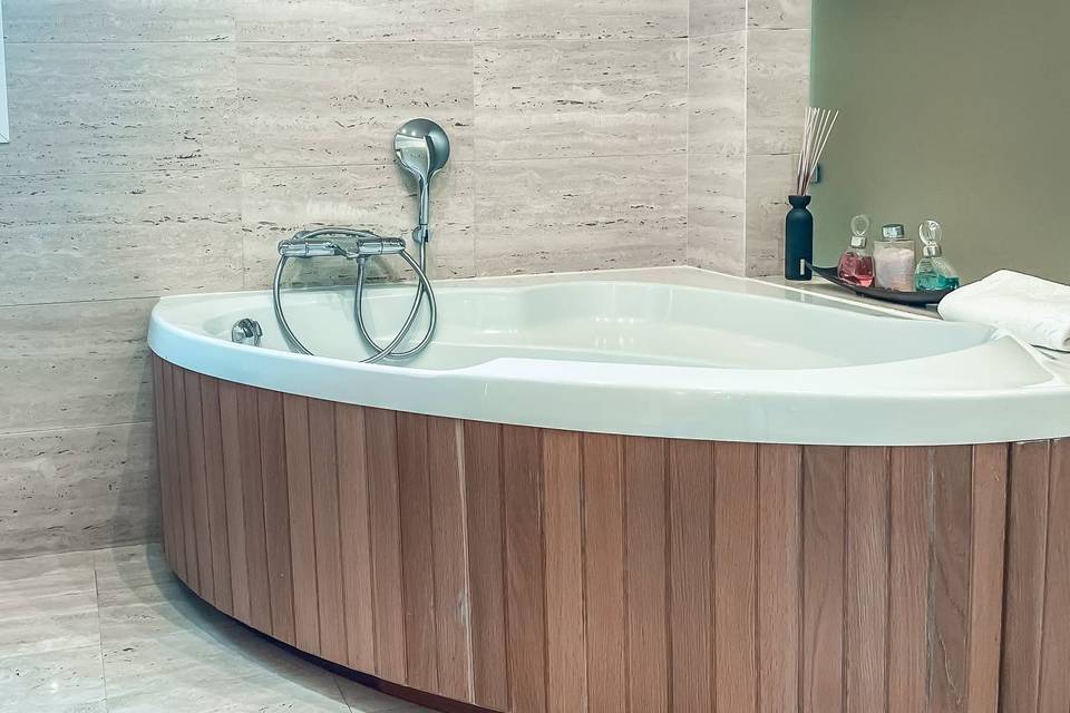 Jacuzzi suite