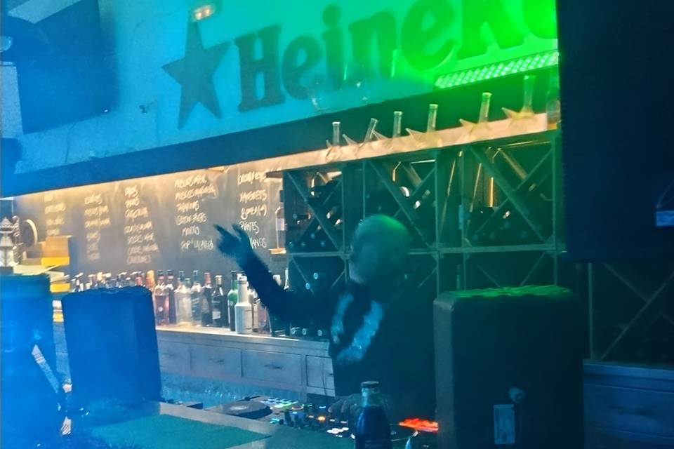 Otro de nuestros dj's
