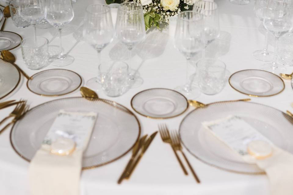Mesa y Decoración